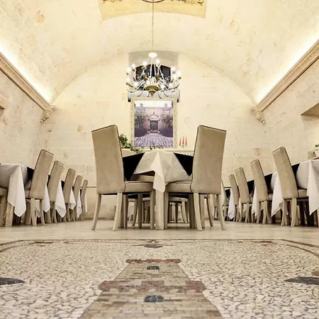 Castello Conti Filo 5* Torre Santa Susanna