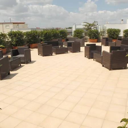 Castello Conti Filo Bed & Breakfast 5*