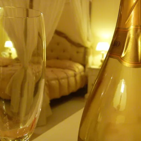 Castello Conti Filo Bed & Breakfast Torre Santa Susanna
